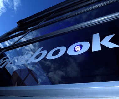 Facebook usuwa 200 podejrzanych aplikacji