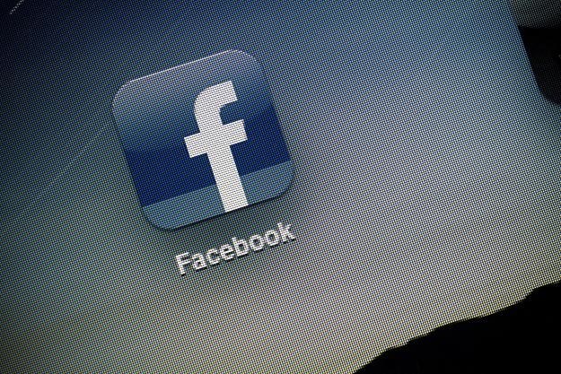 Facebook został ukarany przez Komisję Europejską /&copy;123RF/PICSEL