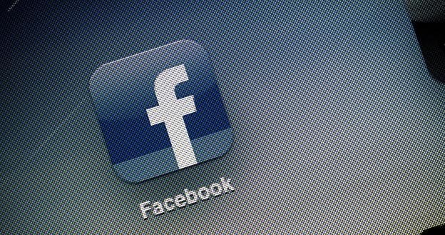 Facebook został ukarany przez Komisję Europejską /&copy;123RF/PICSEL