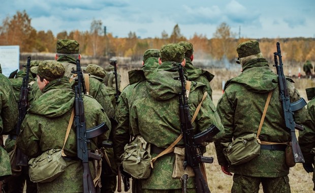Fala dezercji w rosyjskiej armii. Ukraiński wywiad ujawnia