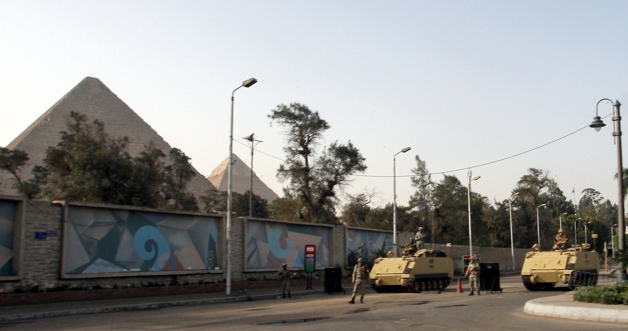 Fala protestów przetacza się przez Egipt