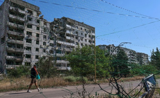 Fala rosyjskich ataków na Ukrainie. Drony i pociski uderzyły w miasta
