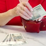 Fala zwolnień i wyhamowanie wzrostu płac. Tak źle w Polsce dawno nie było