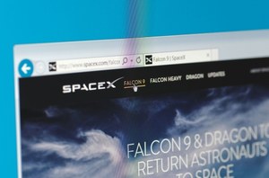 Falcon 9 eksplodował, konkurencja atakuje