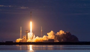 Falcon 9 ustanowił nowy rekord. Rakieta SpaceX przełamuje kolejne bariery