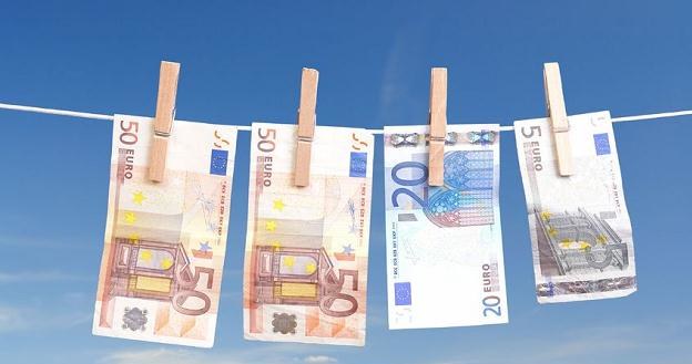 Fałszerze najchętniej podrabiają banknoty 20 i 50 euro /&copy;123RF/PICSEL