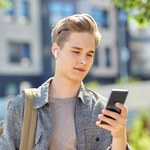 Fałszywa aplikacja mObywatel popularna wśród nieletnich. Tak ją wykorzystują  