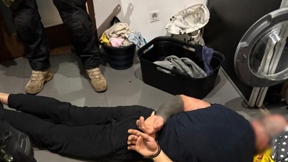 Fałszywi policjanci zatrzymani. Skradli majątek u jubilera