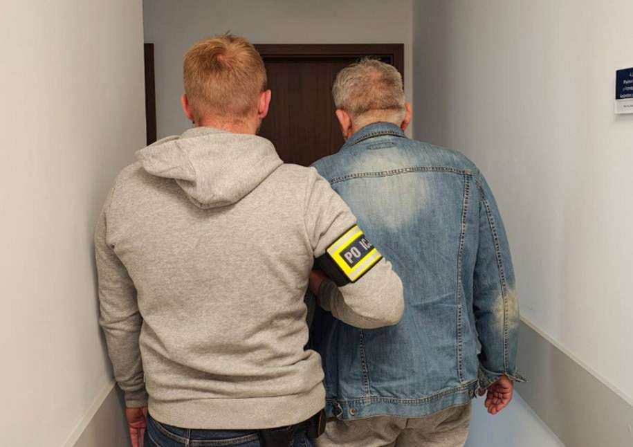 Fałszywy lekarz przyjmował w Pruszkowie, fot. policja w Pruszkowie /