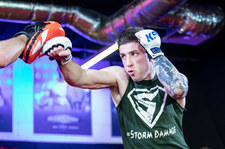 Fame MMA  10. Norman Parke pokonał "Don Kasja"