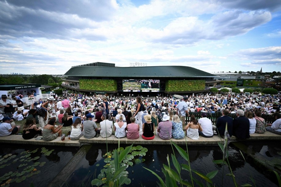 Fani będą oglądać mecz na Wzgórzu Henmana /KIRILL KUDRYAVTSEV/AFP /East News
