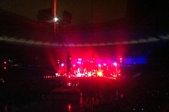 Fani Coldplay przed Stadionem Narodowym w Warszawie