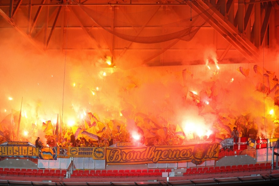 Fani duńskiego Broendby Kopenhaga /Shutterstock