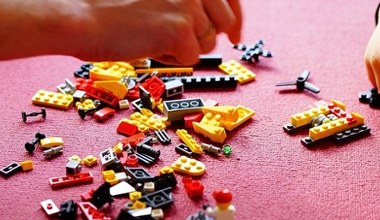 Fani LEGO będą zachwyceni! Biedronka i Empik kuszą nowościami