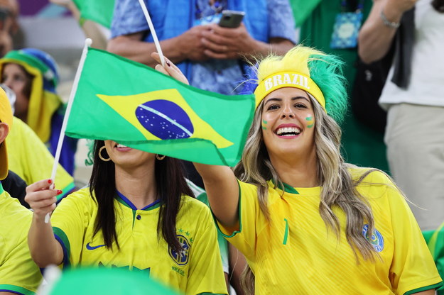 Fanki reprezentacji Brazylii przed meczem z Kamerunem /ALI HAIDER   /PAP/EPA