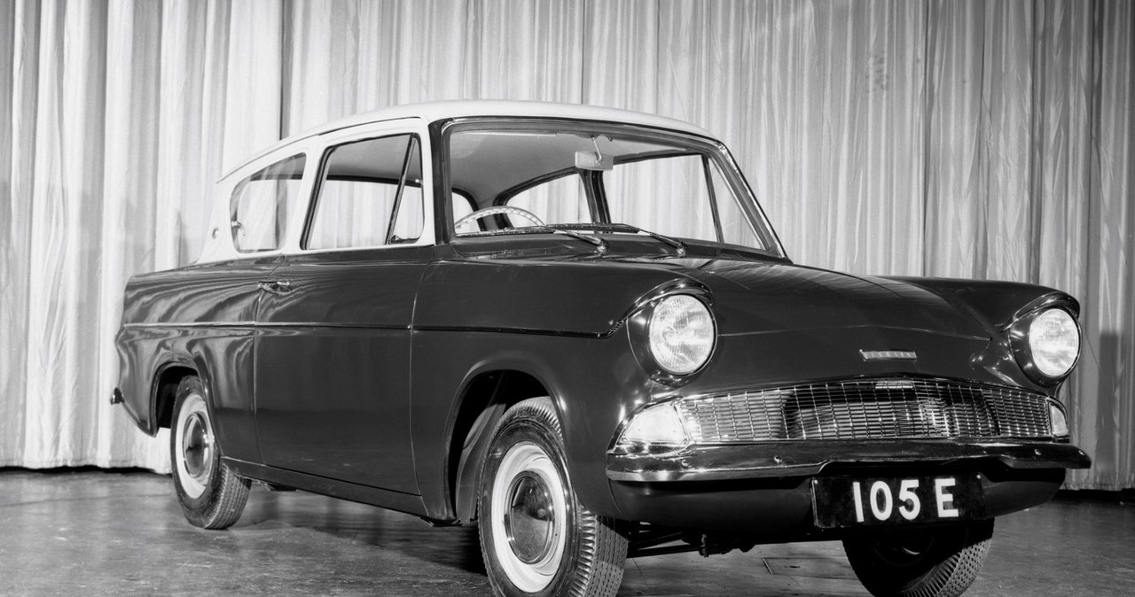 Fanom kina Ford Anglia kojarzy się z serią filmów o Harrym Potterze. /materiały prasowe