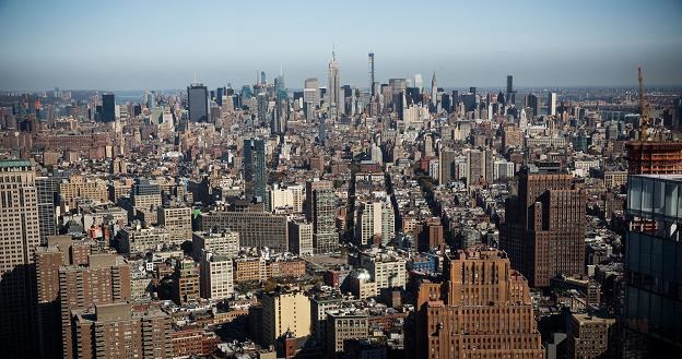 Fantastyczny widok z 63. piętra One World Trade Center na Manhattan. Fot. Andrew Burton/Getty Images /AFP