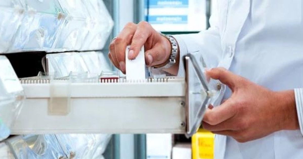 Farmaceuta ma obowiązek reagować, gdy recepta budzi wątpliwości lub zawiera błędy /123RF/PICSEL