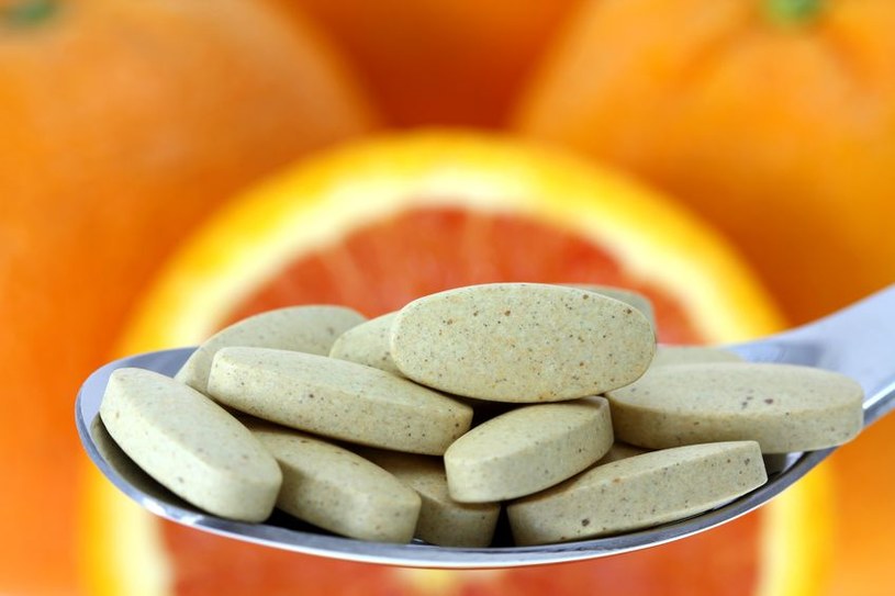 Farmakologiczne suplementy diety mogą być szkodliwe /123RF/PICSEL