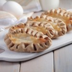 Pierożki Farsz kojarzy się z polskim, słodkim deserem. Tymczasem pierożki są wytrawne