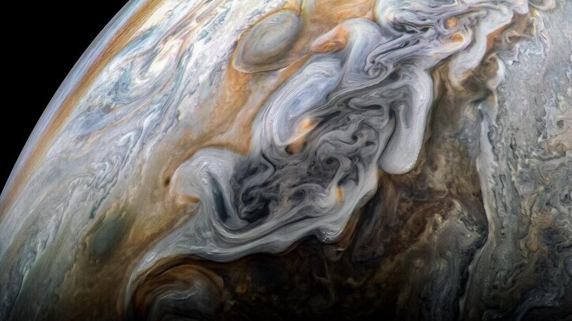 Fascynujący Jowisz na najnowszych zdjęciach wykonanych przez sondę Juno /Geekweek
