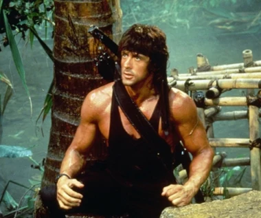 Fatalne recenzje i łzy widzów. Tego nie wiecie o "Rambo II"