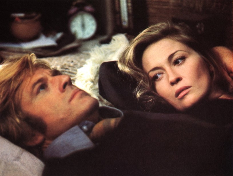 Faye Dunaway i Robert Redford w filmie "Trzy dni kondora" /FilmPublicityArchive/United Archives /Getty Images