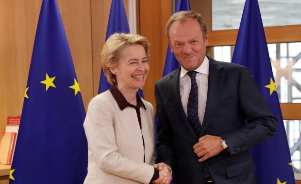 "FAZ": Donald Tusk jest faworytem do fotela szefa Europejskiej Partii Ludowej