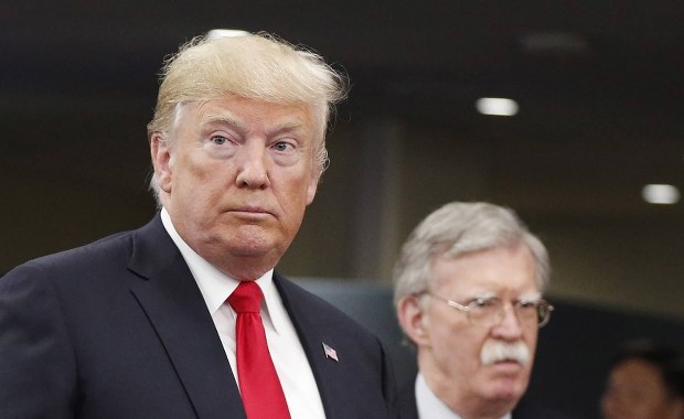 FBI w domu byłego doradcy Trumpa. Zemsta prezydenta USA?