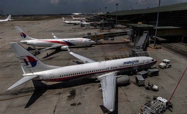 FBI zbada dyski z komputerów pilotów Boeinga 777