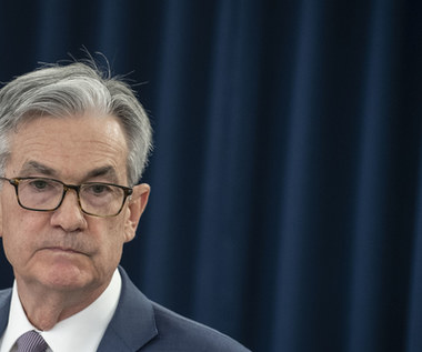 ​Fed obniża stopy proc.; podejmuje interwencję z pięcioma bankami centralnymi