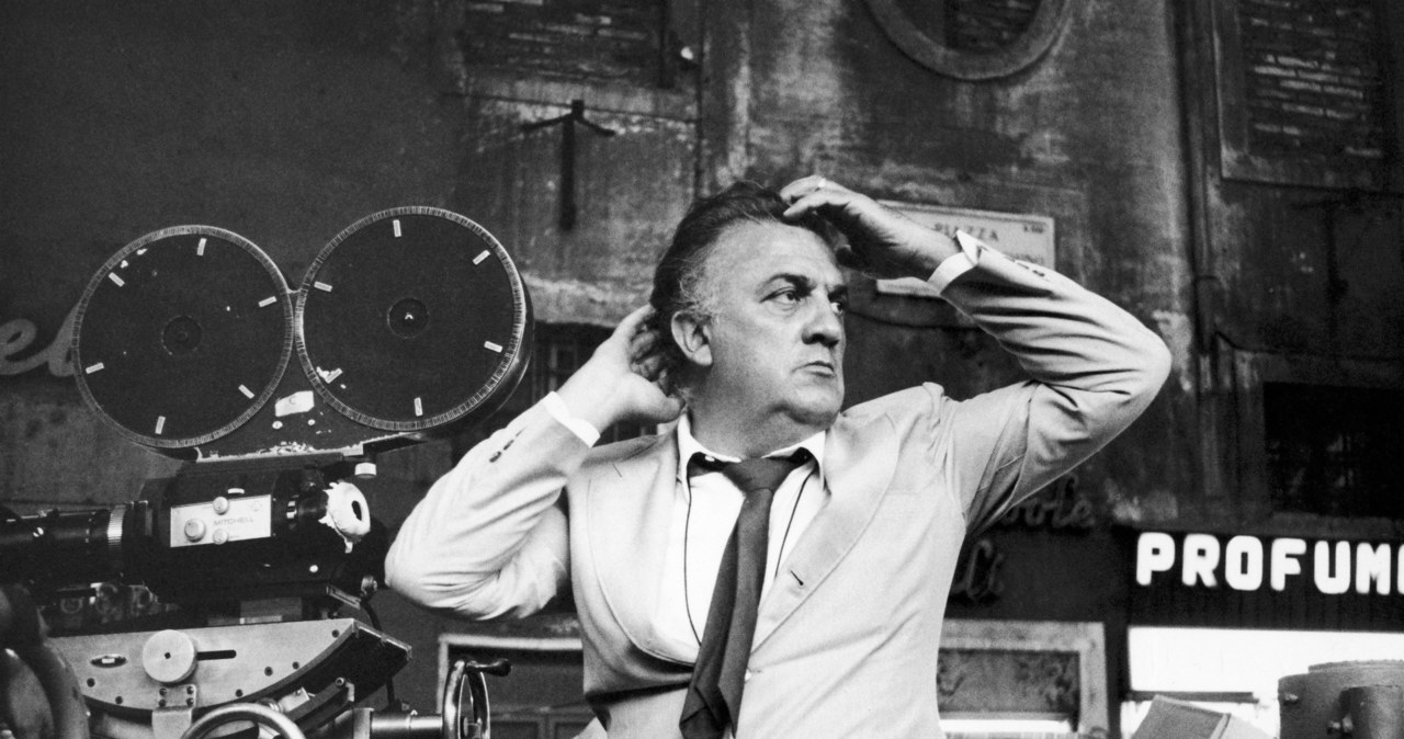 Federico Fellini na planie filmu "Rzym", fot. Louis Goldman /API/GAMMA/Gamma-Rapho /Getty Images