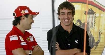 Felipe Massa i Fernando Alonso /AFP