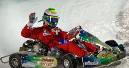 Felipe Massa szalał na lodzie za kierownicą gokarta /AFP