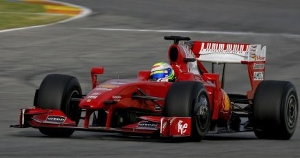 Felipe Massa wraca na tor /AFP