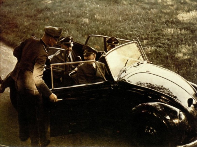 Ferdinand Porsche specjalnie dla Hitlera zaprojektował protoplastę dzisiejszego VW "Garbusa" /East News