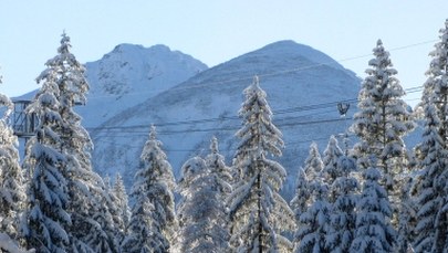 Ferie w kolejnych województwach. Tatrzańskie szlaki zapełniają się turystami