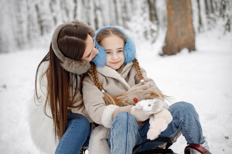 Ferie zimowe mogą być wspaniale spędzonym czasem, który dzieci zapamiętają na bardzo długo /123RF/PICSEL