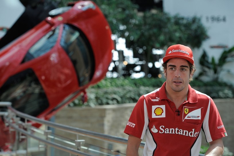 Fernando Alonso w Abu Dhabi /Informacja prasowa