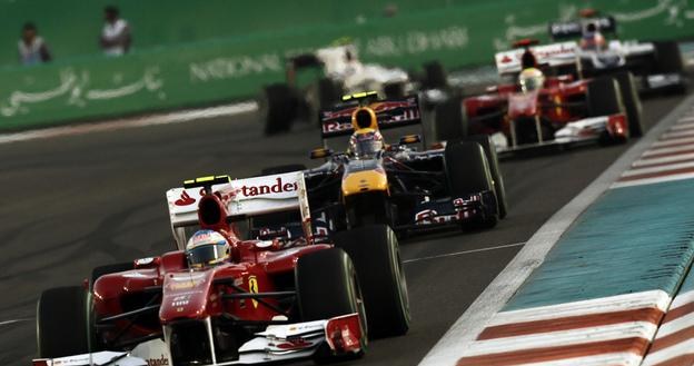 Fernando Alonso w bolidzie Ferrari /AFP