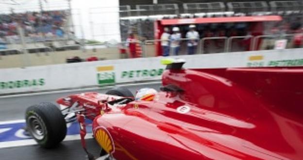 Fernando Alonso w bolidzie Ferrari /AFP