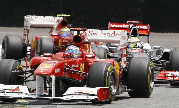 Fernando Alonso w bolidzie Ferrari /AFP