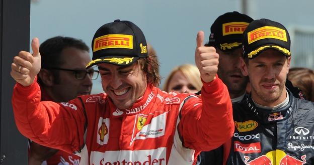 Fernando Alonso (z lewej)  i Sebastian Vettel /AFP