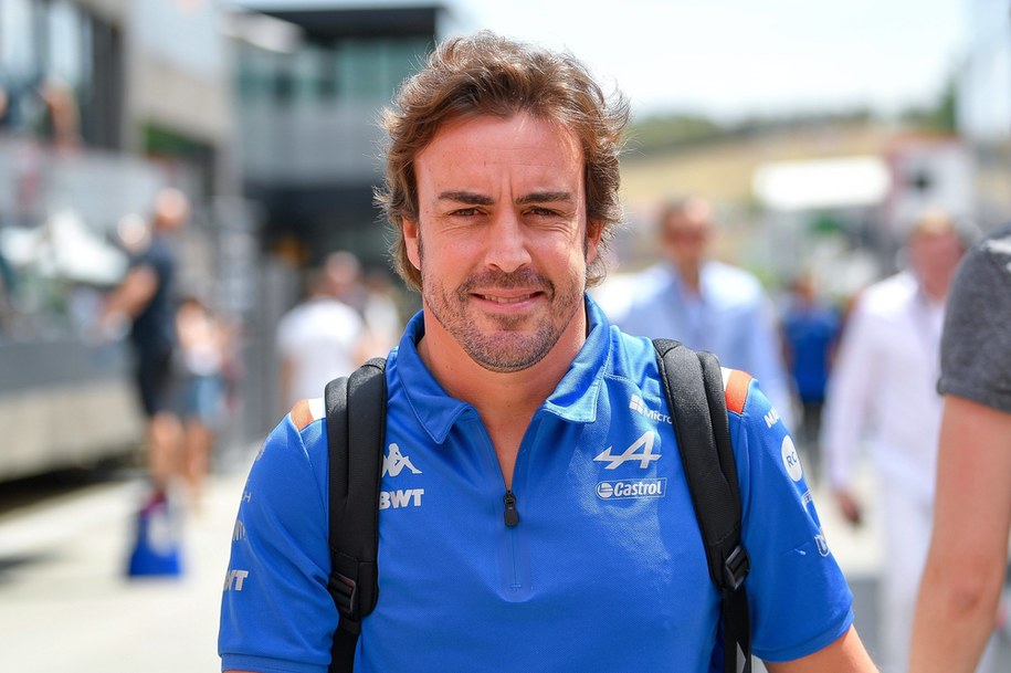 Fernando Alonso /ZSOLT CZEGLEDI /PAP/EPA