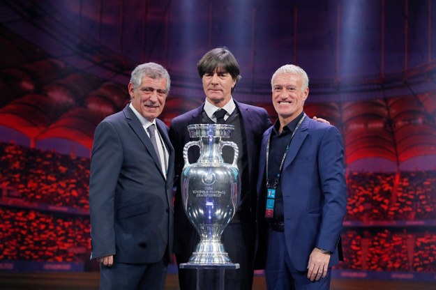 Fernando Santos, Dider Deschampe i Joachim Loew podczas losowania grup Euro 2020 /ROBERT GHEMENT /PAP/EPA