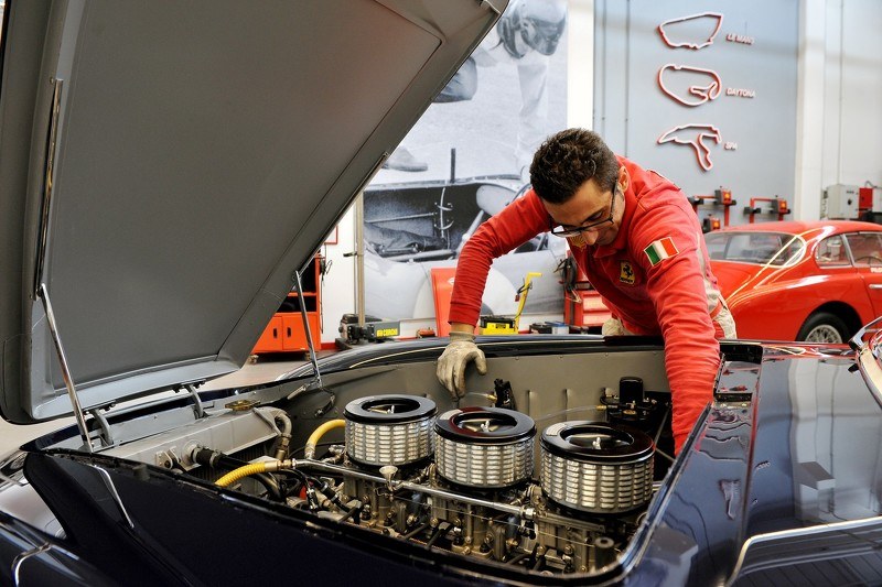Ferrari 225E odrestaurowane po pożarze /Informacja prasowa