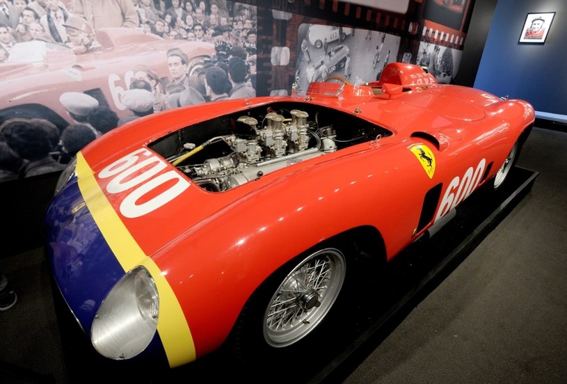 Ferrari 290 MM /Reporter