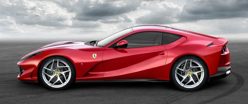 Ferrari 812 SuperFast /Informacja prasowa