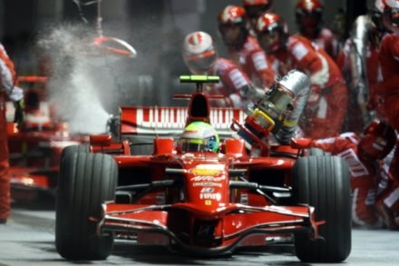 Ferrari chce uniknąć powtórki z wydarzeń w Singapurze /AFP