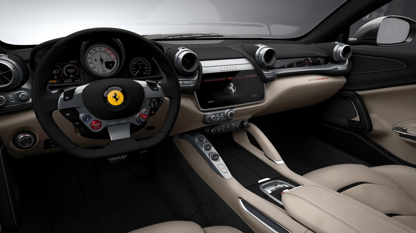 Ferrari GTC4 Lusso /Informacja prasowa